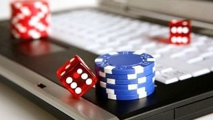 rajamania app showing live-dealer games and football betting markets